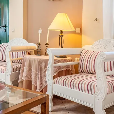 Artemis Superb 2 Bedroom 700 M Away From The * Μηνιά