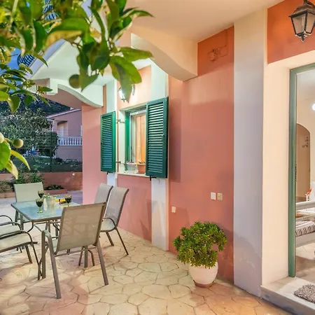 Διαμέρισμα Artemis Superb 2 Bedroom 700 M Away From The Μηνιά
